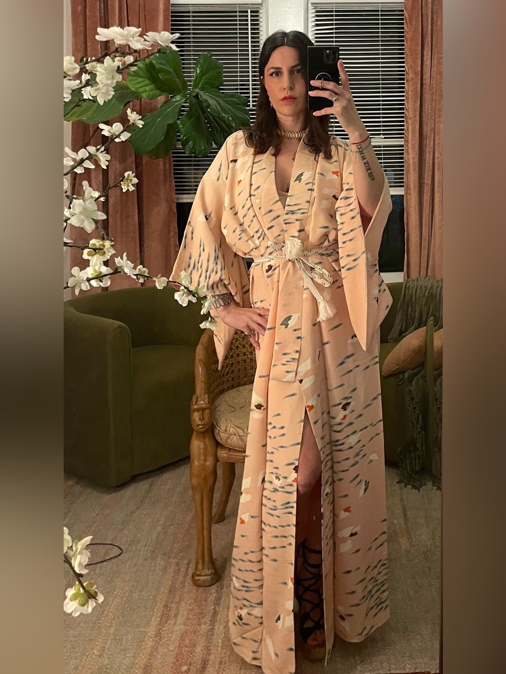 Real crepe silk vintage Japanese kimono ballerina pink abstract leaves stream